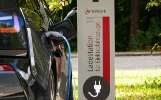 电动汽车质保八年到底能用几年_电动汽车8年质保