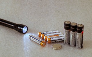 锂电池和硅电池哪个好_硅锂电池优点