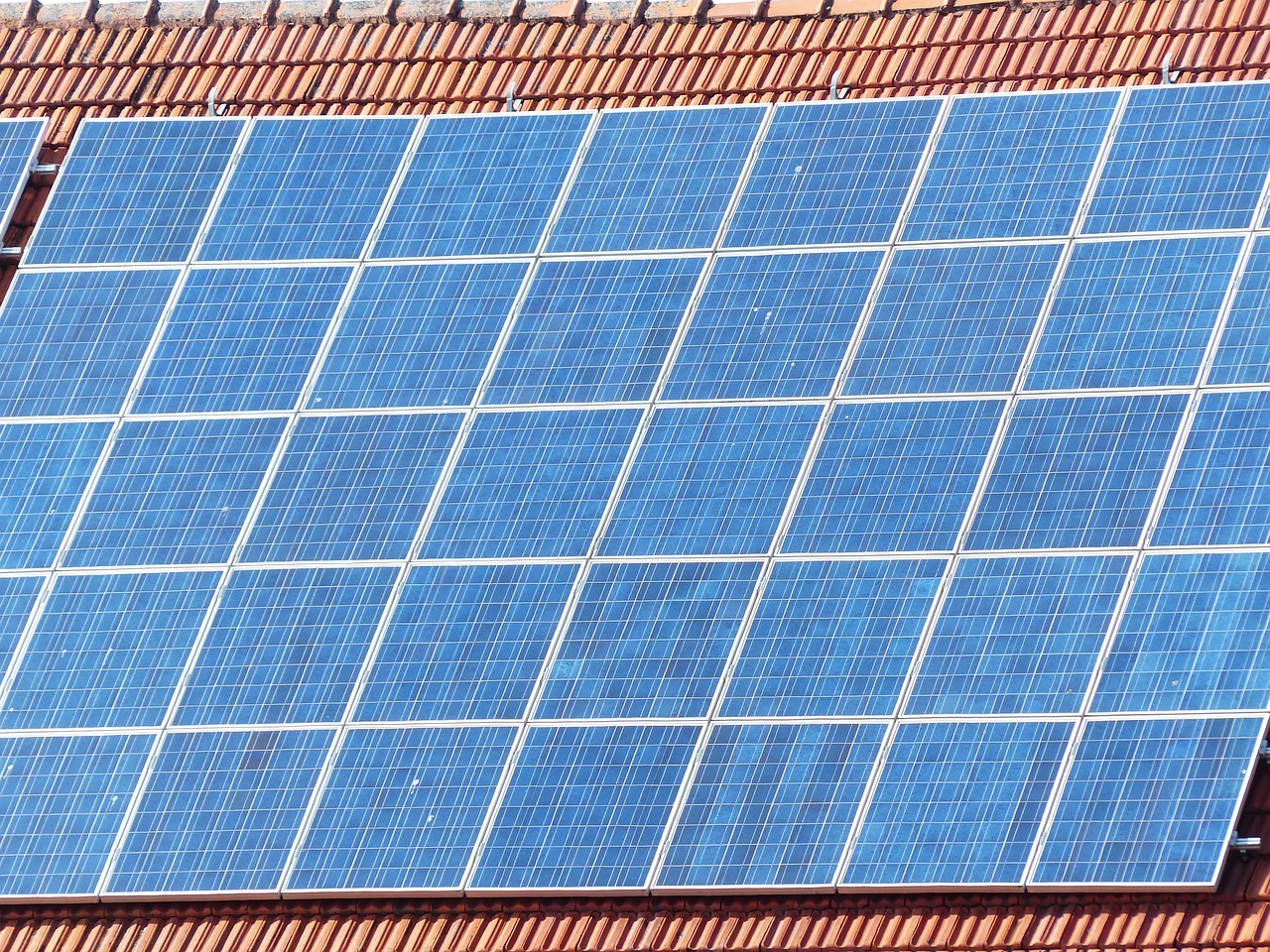 水上太阳能发电_水上太阳能发电的安装-第1张图片-创互客网