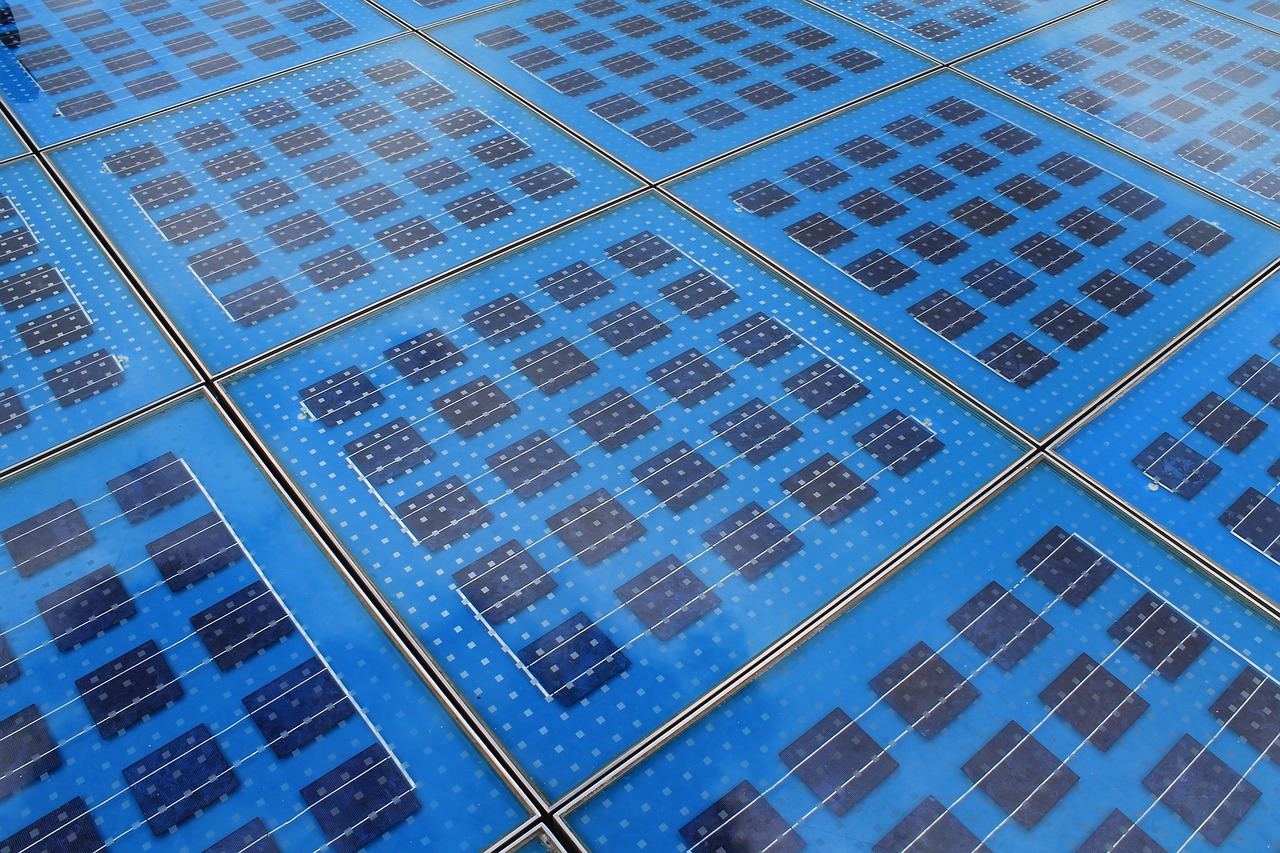 太阳能板12v可不可以直接用_12v太阳能板能充6v电池吗-第2张图片-创互客网